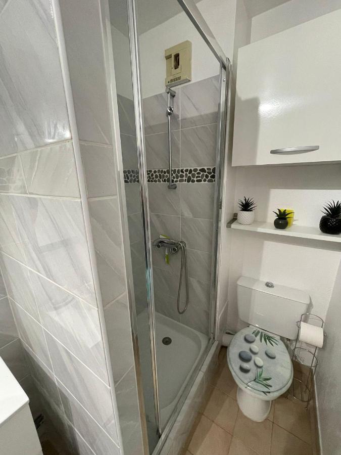 Appartement T2 46M2 Avec Grande Terrasse Санари-сюр-Мер Экстерьер фото